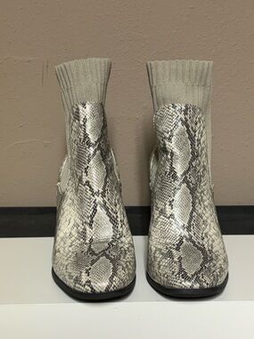 Neutral Snake-Print Sock Bootie - Women's Fashion Ankle Boots